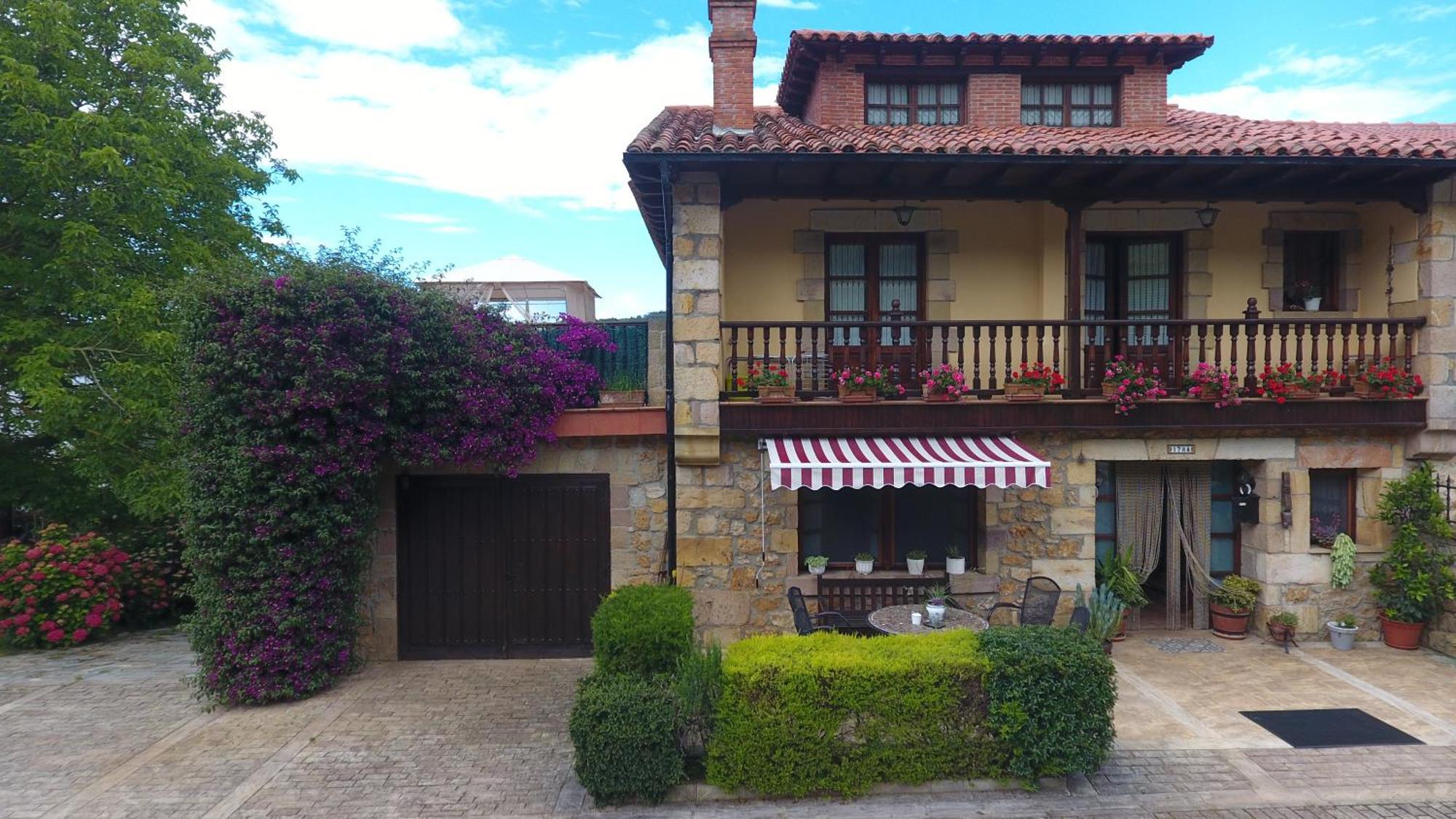 La Chimenea Cantabra Orena Exterior foto